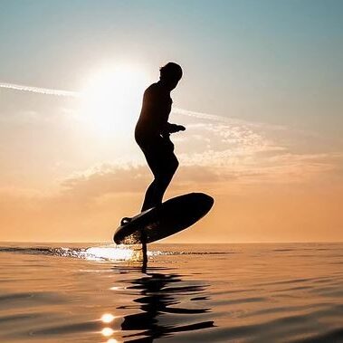waydoo-flyer-one-brings-accessible-luxury-to-water-sports_1